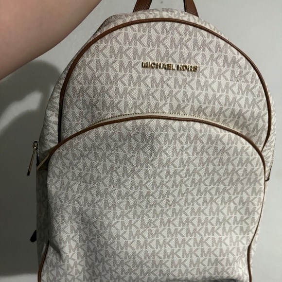 Michael kors backpack - Picture 1 of 3